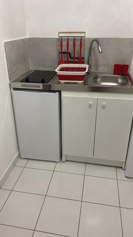 Studio - Carre De Soie Vaulx En Velin ภายนอก รูปภาพ